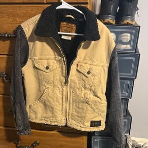 Levi's Justin Timberlake Fresh Leaves series Tan and Charcoal Sherpa Jacket